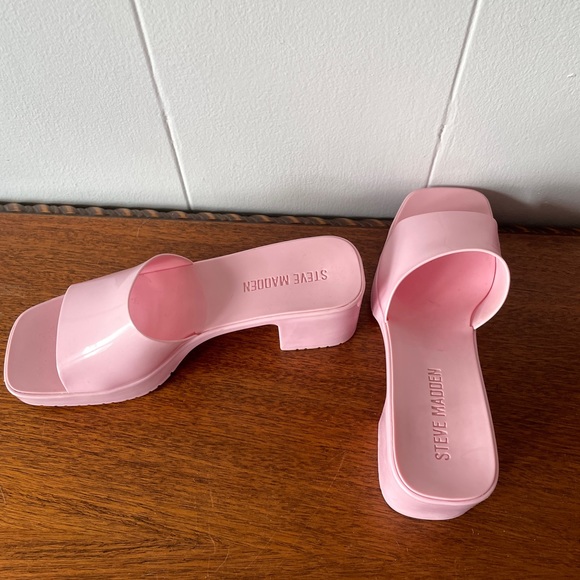 Steve Madden Pink Rubber Barbie heels - Picture 2 of 4
